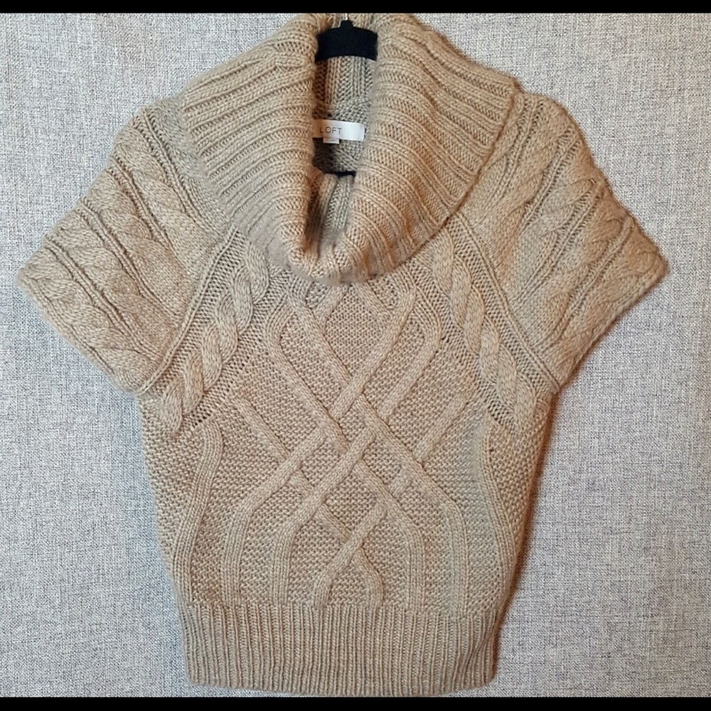 Anne Taylor Loft Chunky Knit Tan  Sweater EUC Sz X